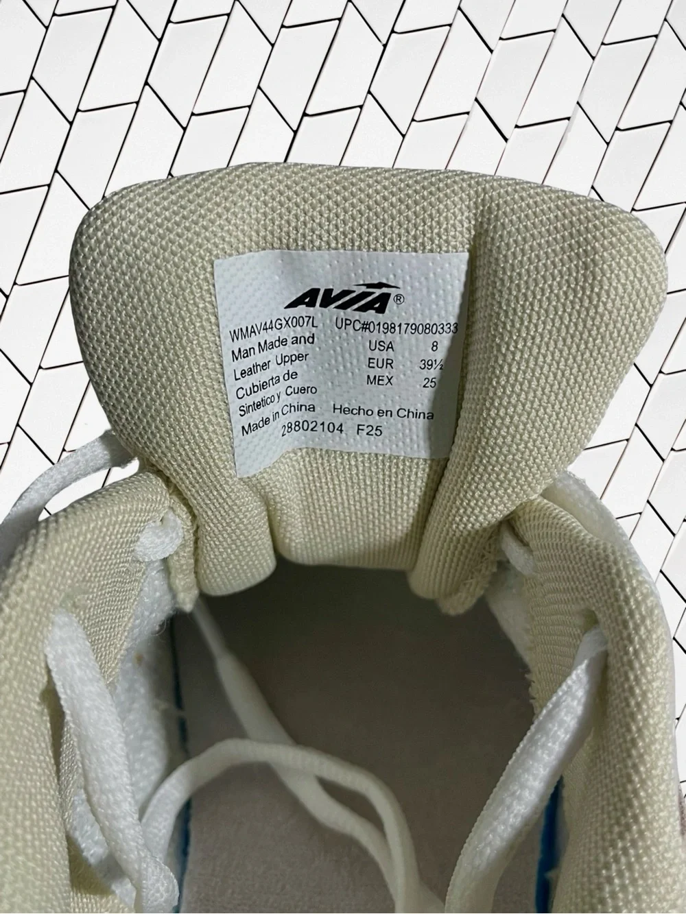 Avia 5000 Performance Suede Sneakers Sz8 Beige Mesh Chunky Dad
